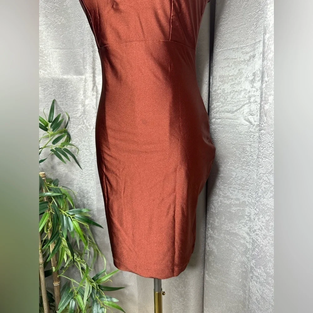 Haute Monde Sleeveless V-Cut Bodycon Dress in Brown Sz M